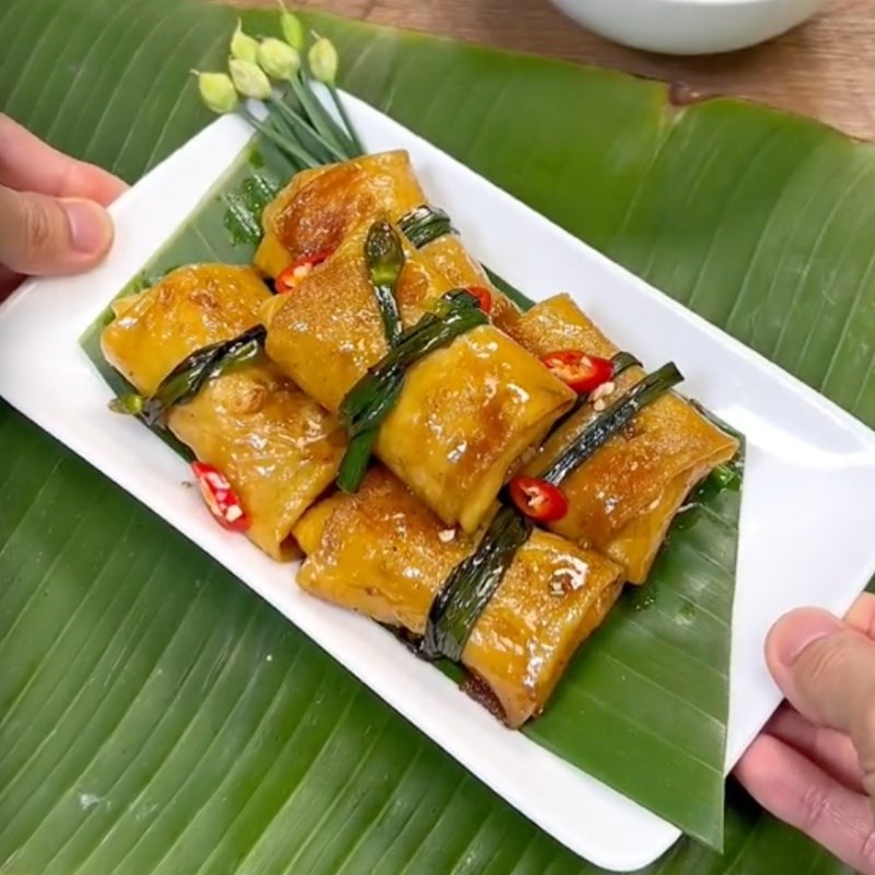 Bước 6 Thành phẩm Tàu hũ ky cuốn đậu hũ bi khìa