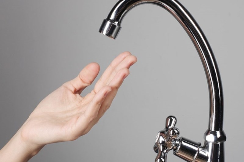 Do v&ograve;i nước bị tắc