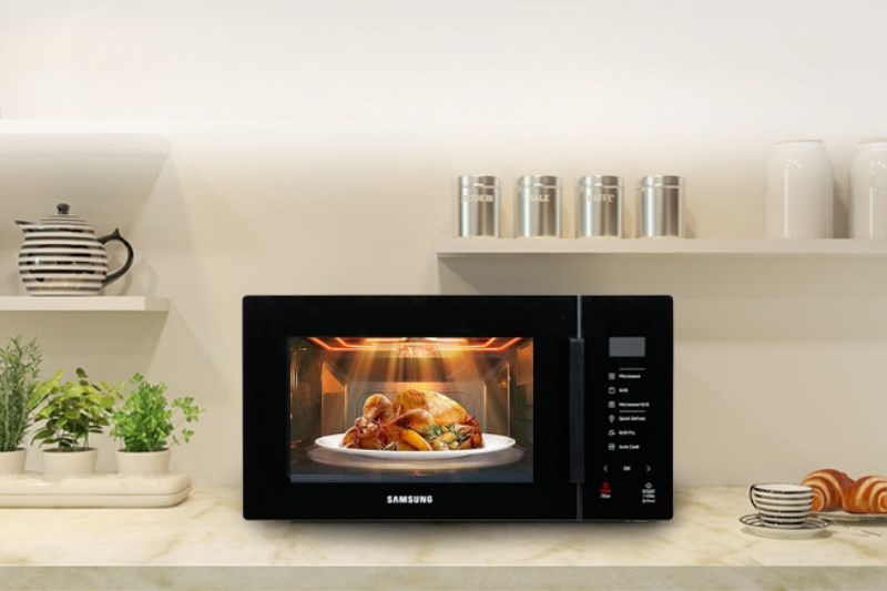 L&ograve; vi s&oacute;ng c&oacute; nướng Samsung MG23T5018CK/SV 23 L&iacute;t