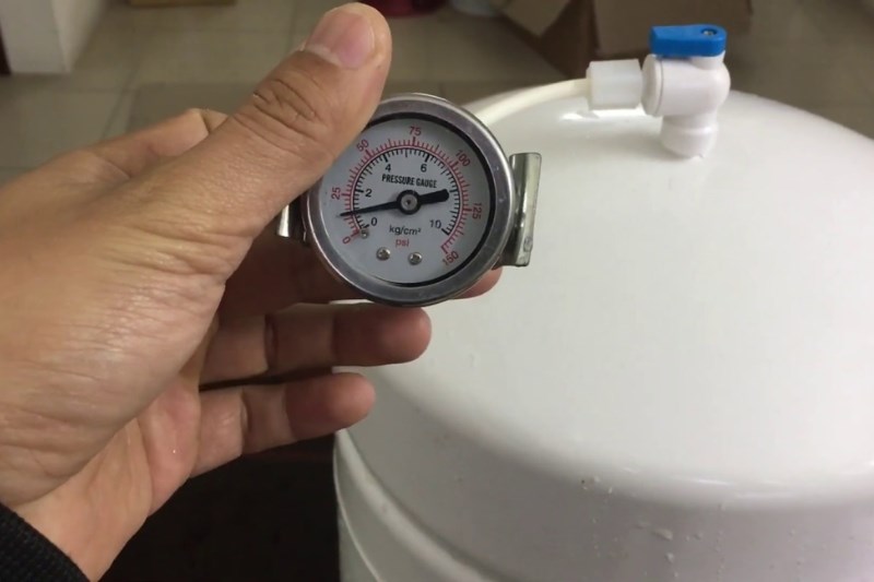 M&aacute;y lọc nước Karofi bị r&ograve; nước do &aacute;p suất nước qu&aacute; mạnh