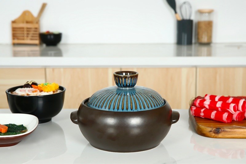 Nồi đất nắp sứ 16 cm Dong hwa P903