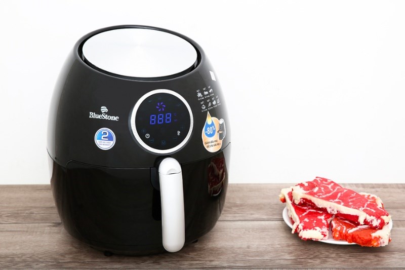 Nồi chiên không dầu BlueStone AFB-5876 5.5 lít