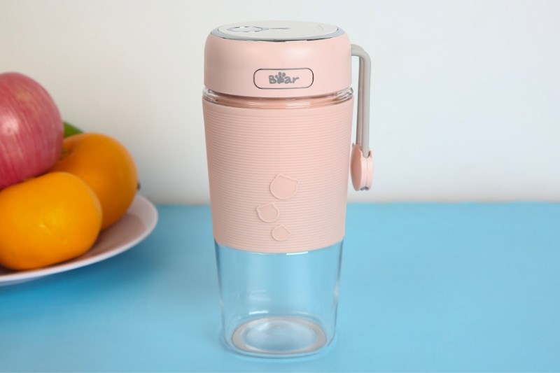 M&aacute;y xay sinh tố mini Bear LLJ-B03C1