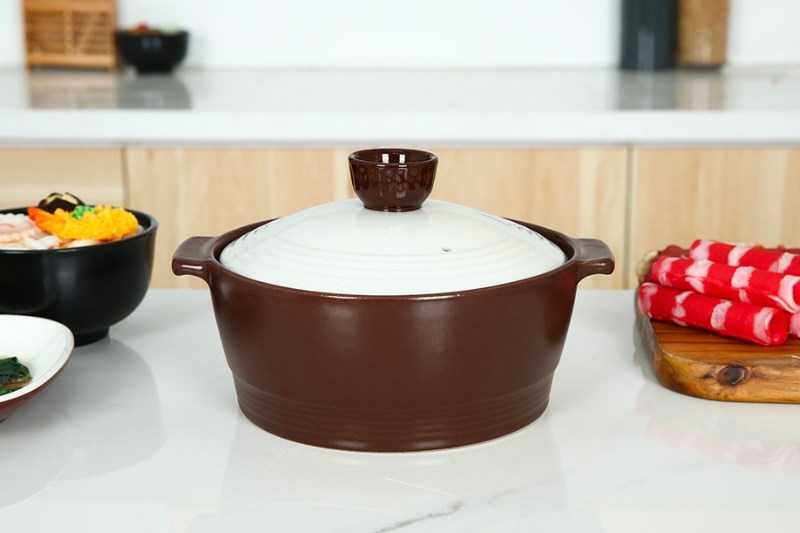 Nồi đất nắp sứ 20 cm Dong hwa PT1.200