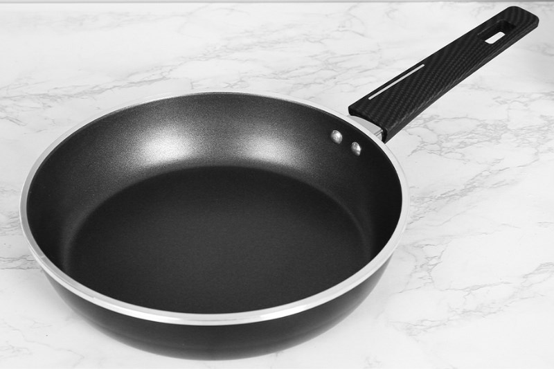 Chảo nh&ocirc;m chống d&iacute;nh đ&aacute;y từ 24 cm Elmich Nero EL-3772