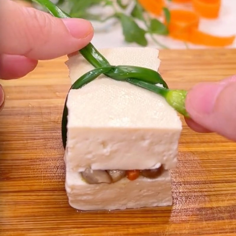 Bước 3 Đậu hũ cuộn nhân nấm Đậu hũ hấp nấm (Công thức được chia sẻ bởi Tiktok Bếp chay XANH)