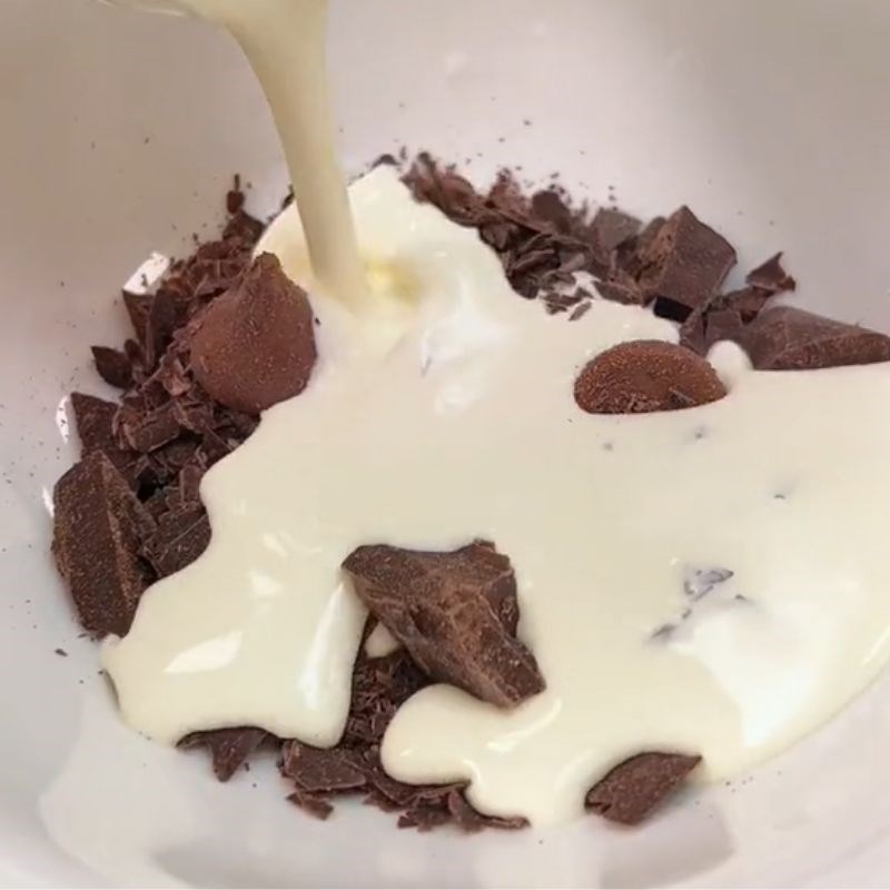 Bước 2 Nấu socola Pudding socola (Công thức được chia sẻ từ Tiktok vào bếp cùng Điện máy XANH)