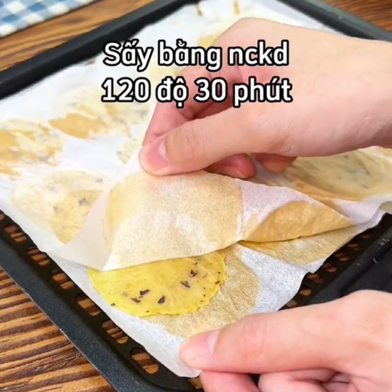 Bước 3 Nướng khoai Snack khoai tây rong biển (Công thức được chia sẻ từ Tiktok Vào bếp cùng Điện máy XANH)