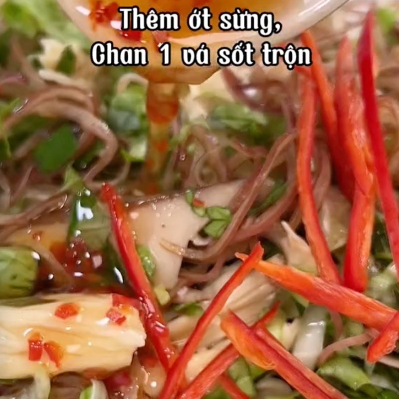 Bước 4 Trộn gỏi Gỏi hoa chuối trộn nấm đùi gà