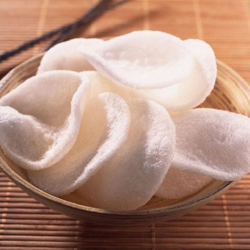 Bước 6 Chiên bánh phồng tôm Gỏi đọt choại khô cá lóc tôm