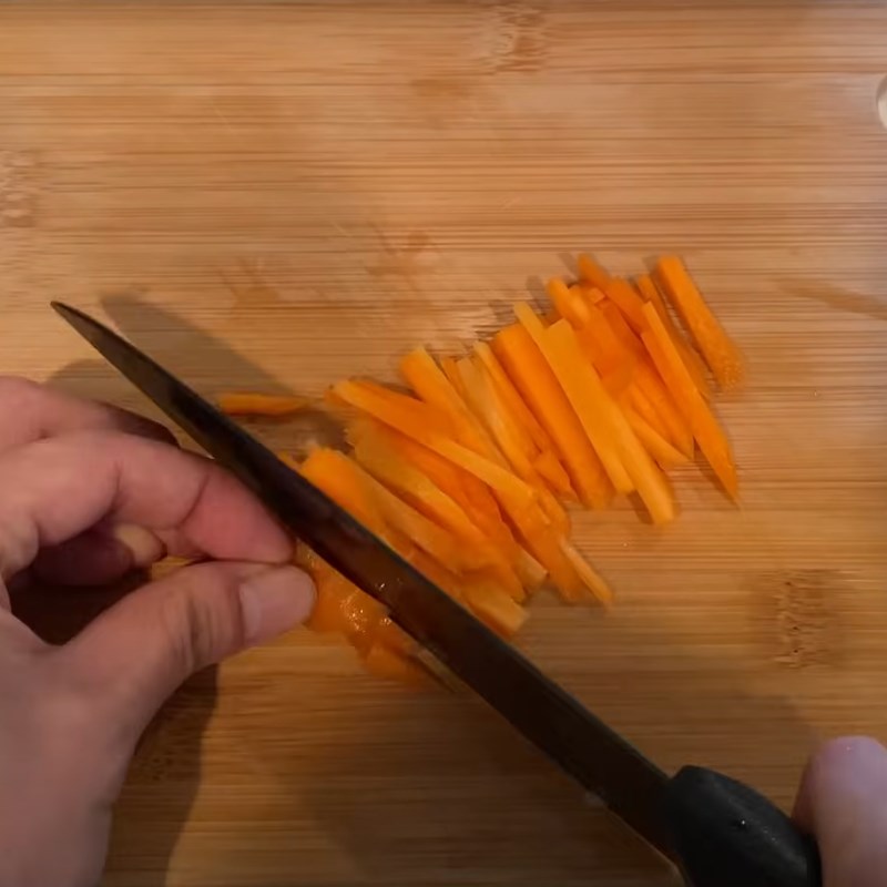 Bước 1 Sơ chế nguyên liệu Súp trứng miso