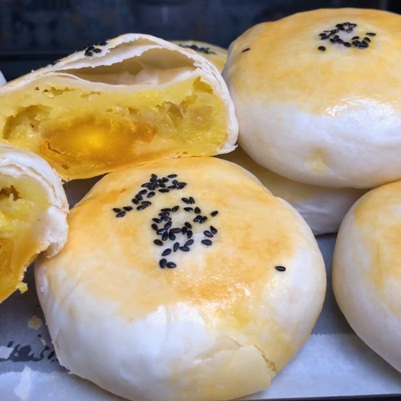 Bước 18 Làm mềm bánh Bánh pía trứng muối