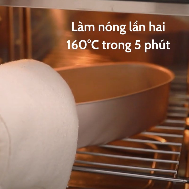 Bước 3 Làm nóng khay nướng Bánh thốt nốt nướng bằng nồi chiên không dầu