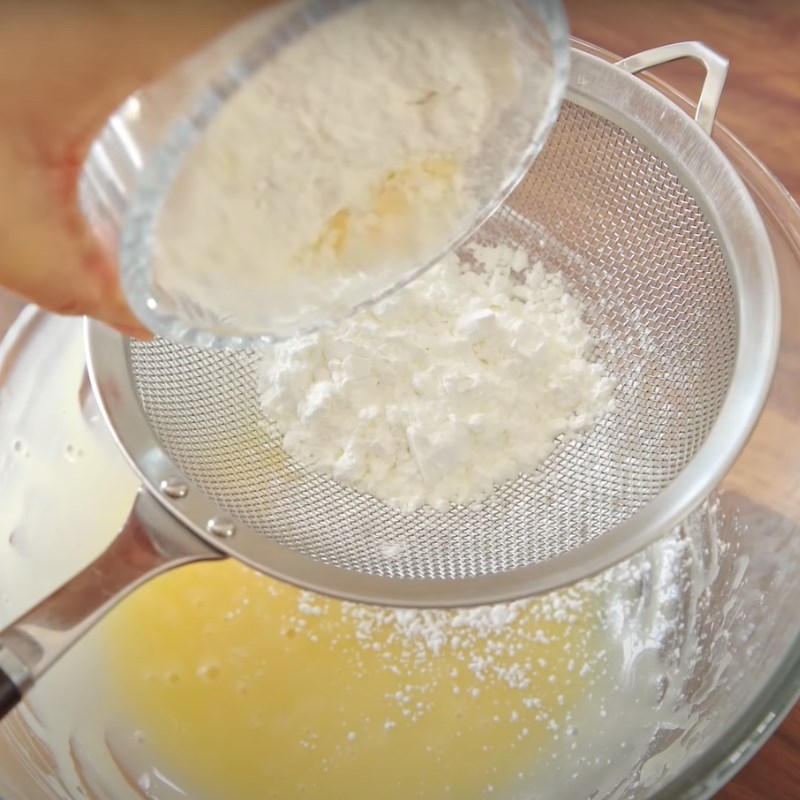 Bước 3 Làm vỏ bánh Bánh trung thu lava nhân trứng chảy