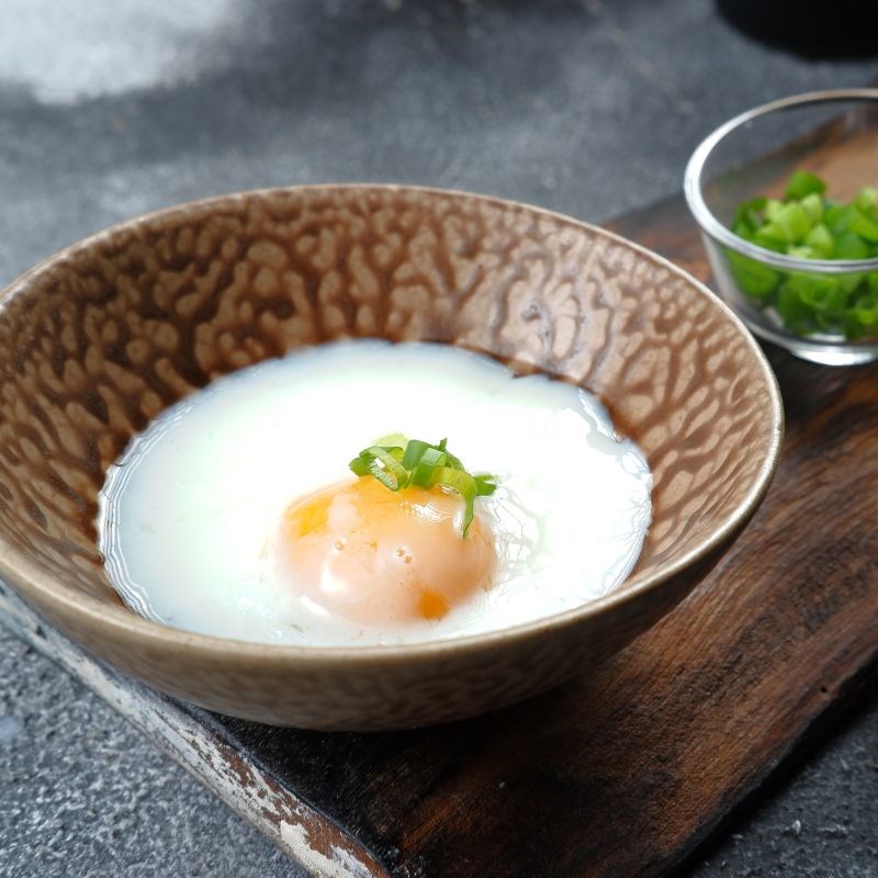 Bước 2 Luộc trứng lòng đào Cơm bò Gyudon Nhật Bản