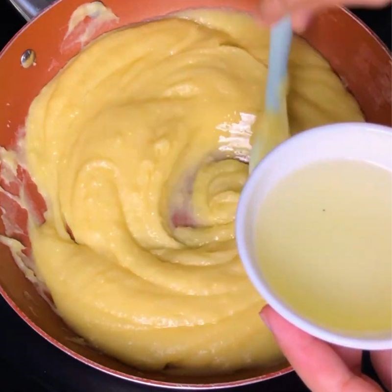 Bước 4 Sên nhân bánh Bánh pía trứng muối