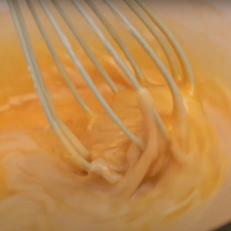 Bước 2 Trộn bột Bánh thốt nốt nướng bằng nồi chiên không dầu