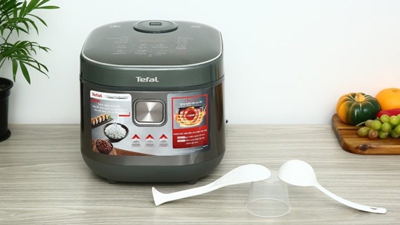 Nồi cơm cao tần Tefal 1.8 lít RK818A68