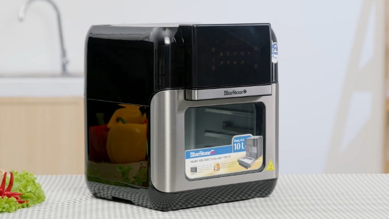 L&ograve; chi&ecirc;n kh&ocirc;ng dầu BlueStone AFB-5888 10 l&iacute;t - Thương hiệu Singapore