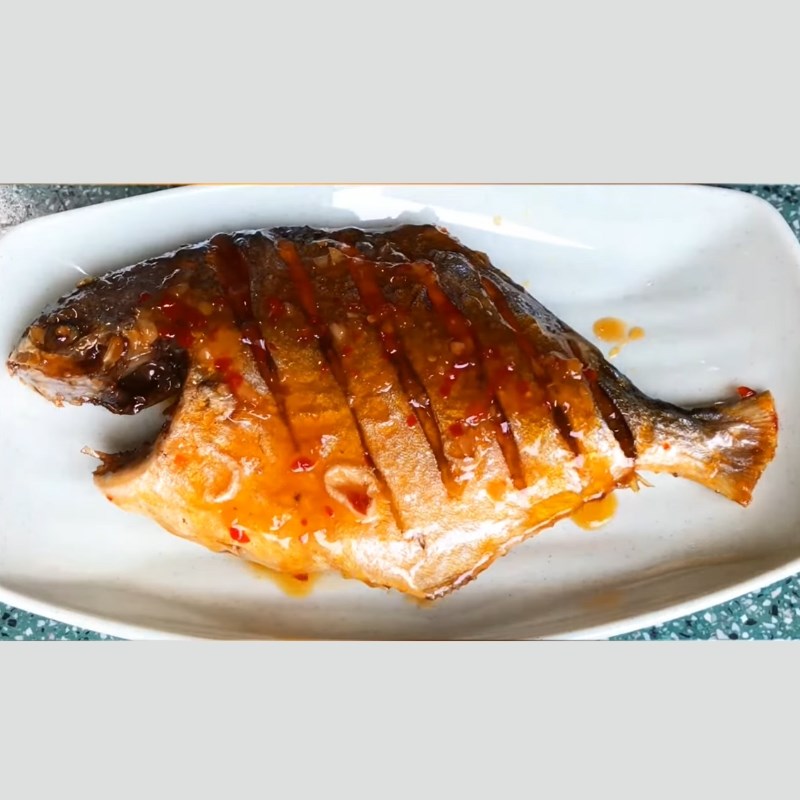 Bước 4 Thành phẩm Cá chim chiên mắm tỏi