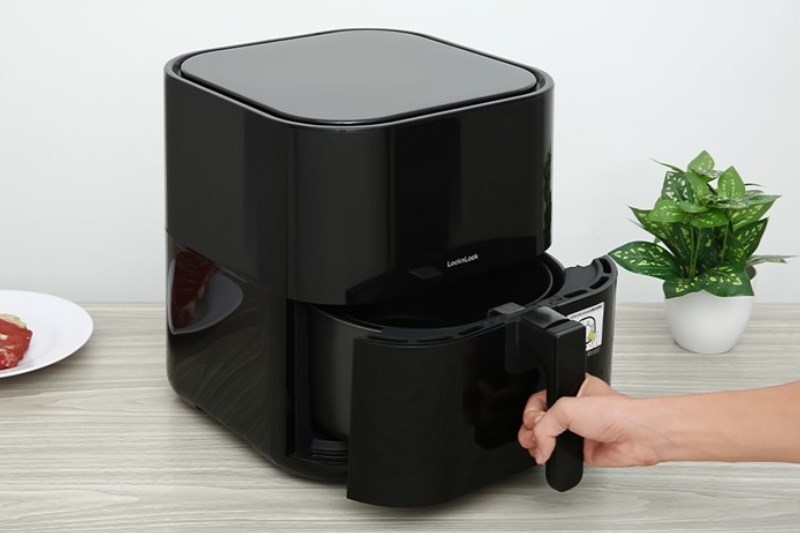 Nồi chiên không dầu Lock&Lock EJF996BLK 5.5 lít
