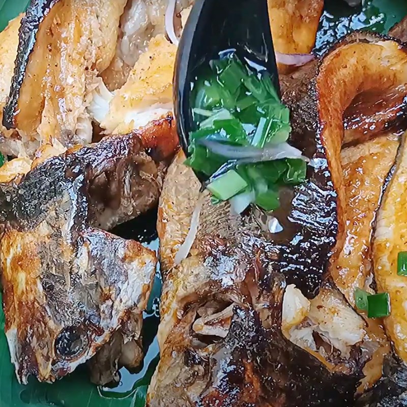 Bước 5 Hoàn thiện món ăn Cá lóc nướng mỡ hành bằng nồi chiên không dầu