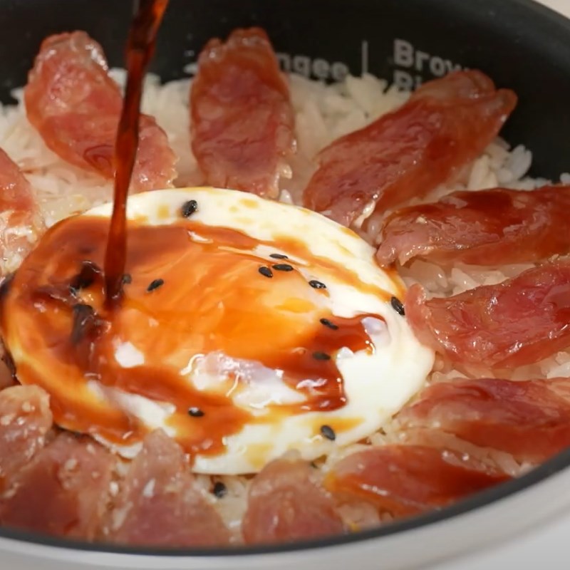 Bước 2 Nấu cơm niêu Cơm niêu lạp xưởng trứng bằng nồi cơm điện tử Tefal