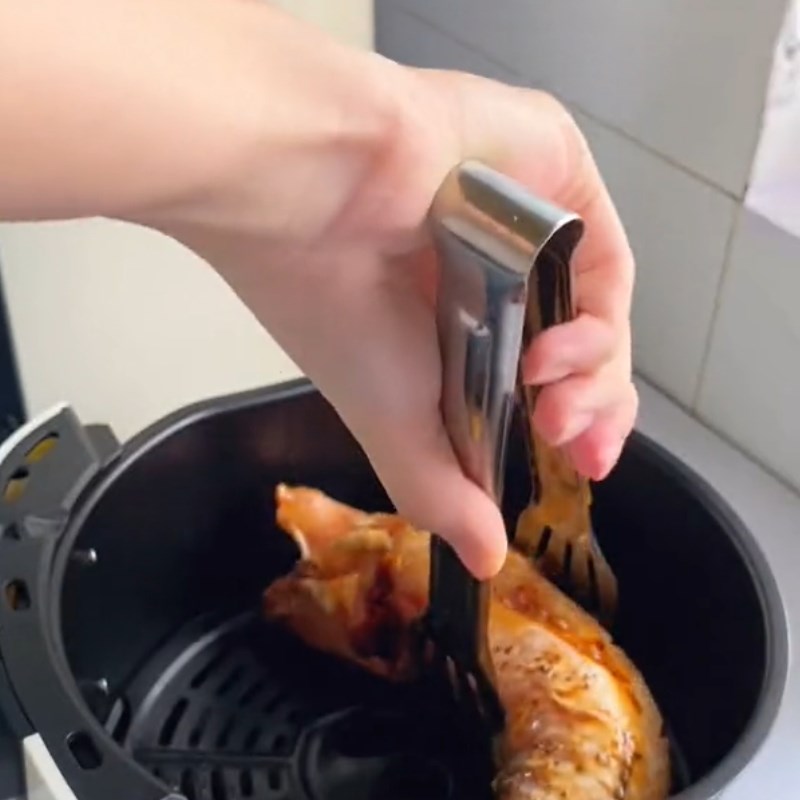 Bước 3 Nướng cá Cá lóc nướng sa tế bằng nồi chiên không dầu