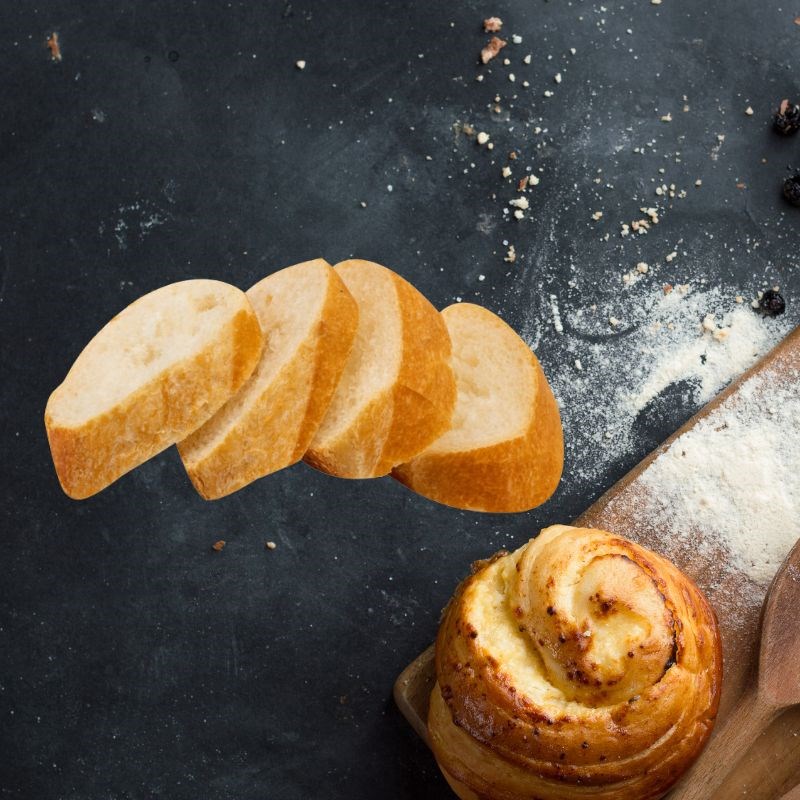 Bước 3 Phết bơ mật ong lên bánh mì Bánh mì bơ mật ong