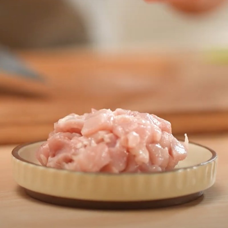 Bước 1 Sơ chế nguyên liệu Cháo em bé bằng nồi cơm điện tử Tefal