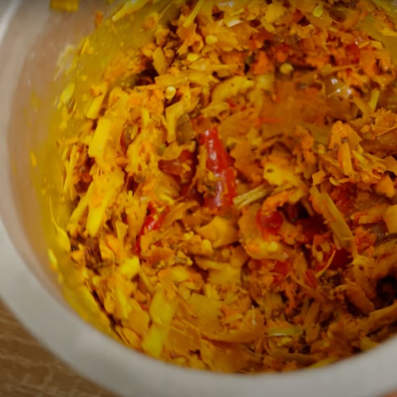 Bước 1 Sơ chế nguyên liệu Cá chạch kho nghệ