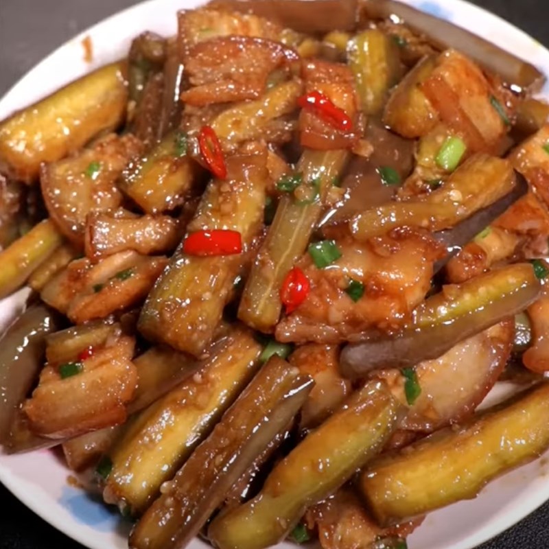 Bước 4 Thành phẩm Cà tím xào thịt ba chỉ