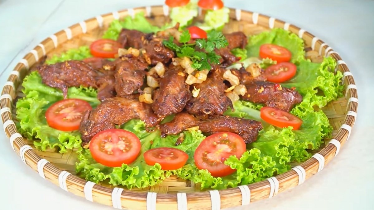 Chuột chiên nước mắm