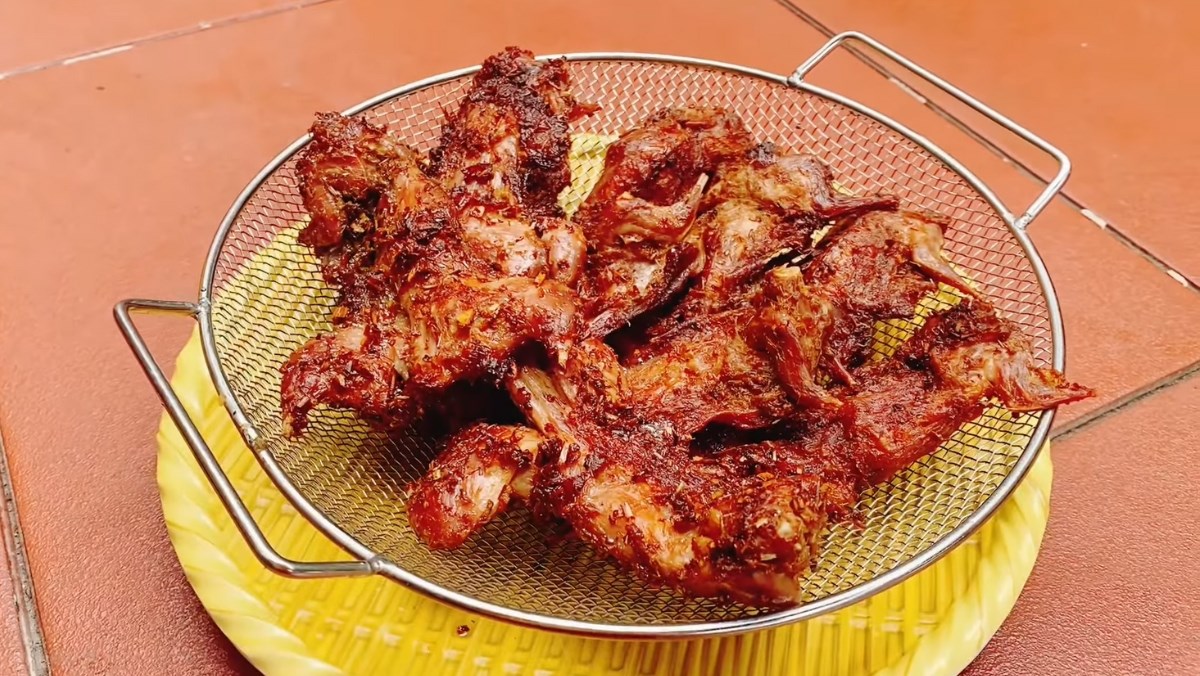 Chuột chiên sả ớt