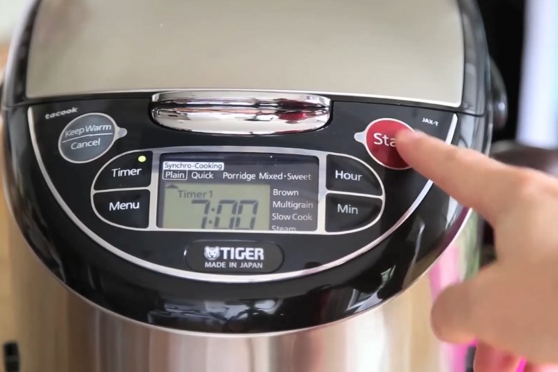 C&aacute;ch chỉnh hẹn giờ nấu xong tr&ecirc;n nồi cơm điện Tiger