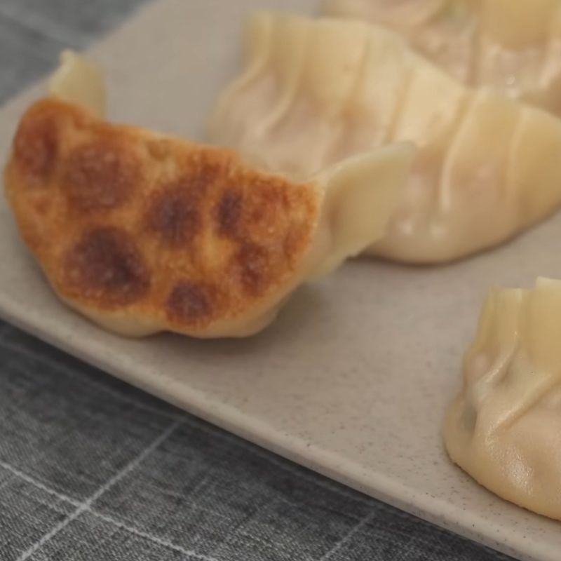 Bước 2 Chiên mandu Mandu chiên