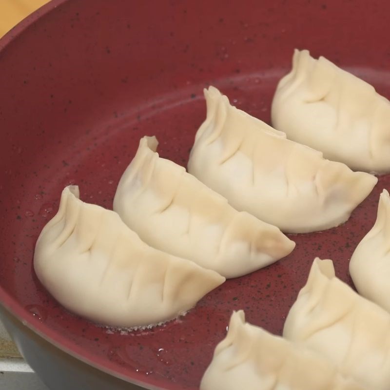 Bước 2 Chiên mandu Mandu chiên