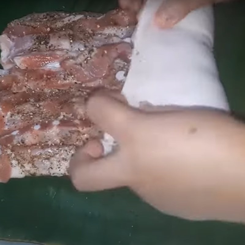 Bước 3 Gói giò Giò mỡ (giò nây)