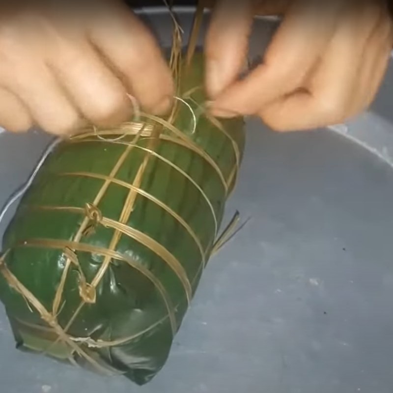 Bước 3 Gói giò Giò mỡ (giò nây)