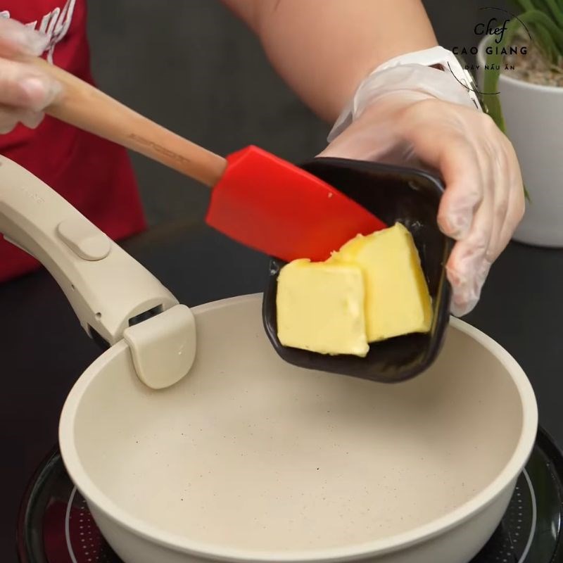 Bước 2 Làm phần nhân sữa Kẹo táo đỏ