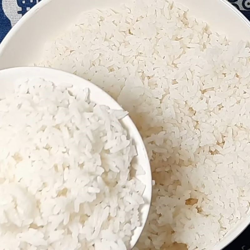Bước 4 Nấu cơm Cơm chiên cá mặn chay