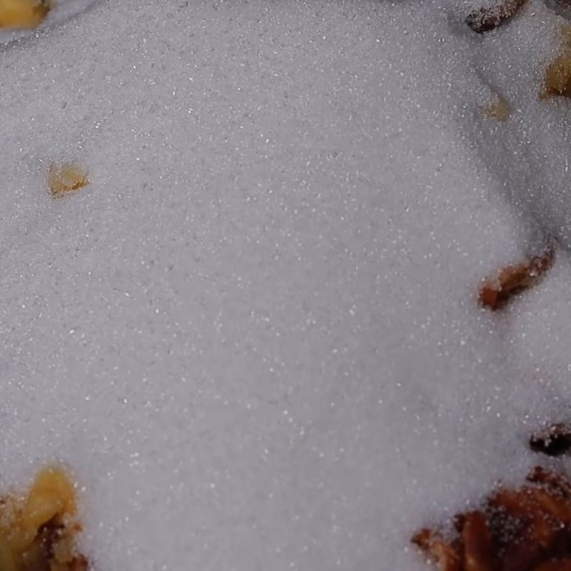 Bước 7 Ngào đường dứa và thịt me Cách làm me hạt dẻo