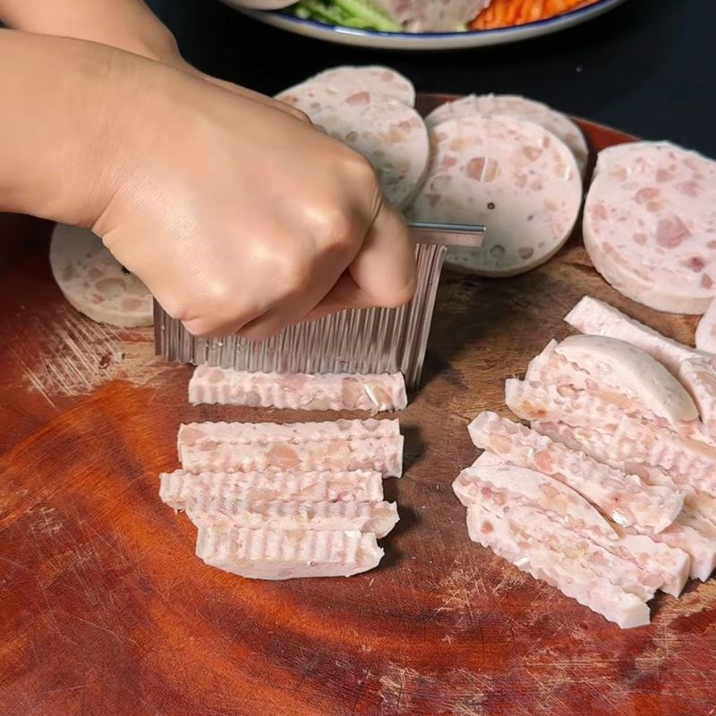 Bước 5 Sơ chế cà rốt, dưa leo, chả lụa Gỏi chả lụa