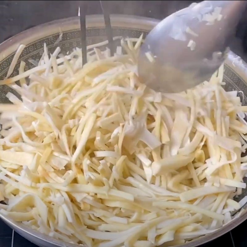 Bước 2 Sơ chế củ hủ dừa Bánh xèo vịt