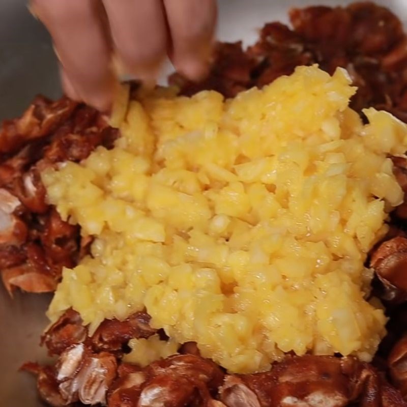 Bước 6 Sơ chế dứa Cách làm me hạt dẻo