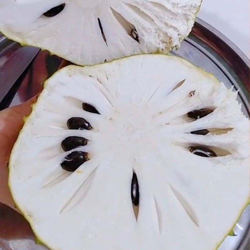 Bước 1 Sơ chế mãng cầu Mãng cầu sấy muối ớt