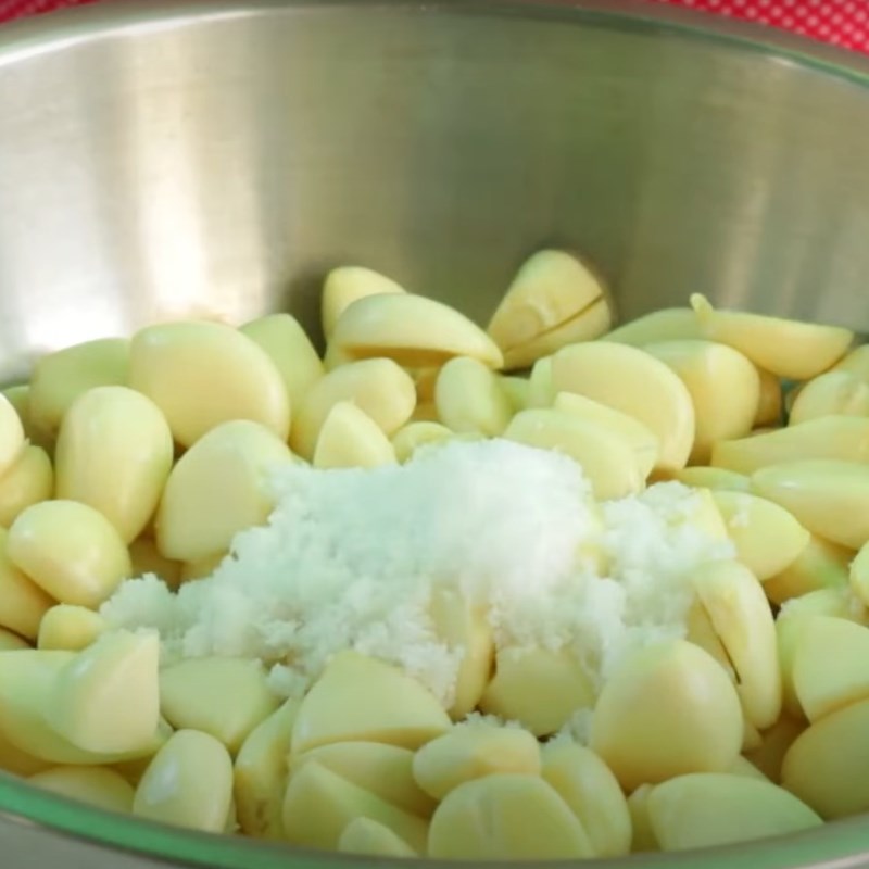 Bước 1 Sơ chế tỏi Tỏi xanh