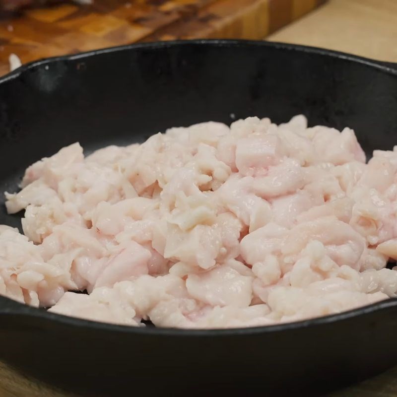 Bước 2 Thái mỡ heo Cách thắng mỡ heo