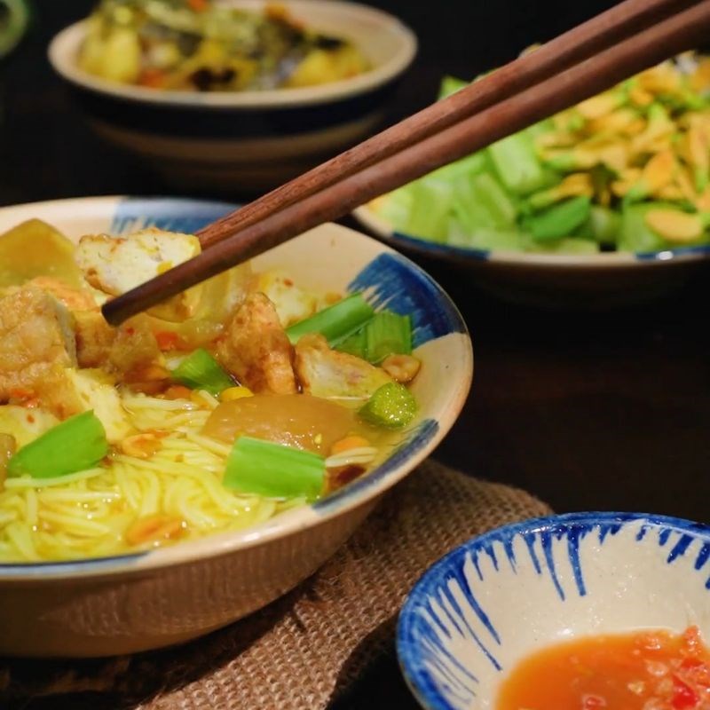 Bước 7 Trình bày và thưởng thức Bún Xiêm Lo