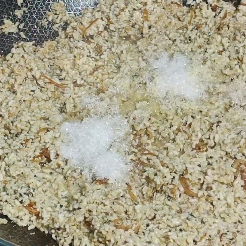 Bước 4 Xào trứng kiến Bánh trứng kiến